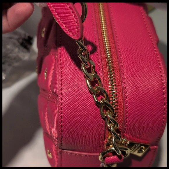 Love Moschino Fuchsia Nylon Quilted Camera Crossbody Bag